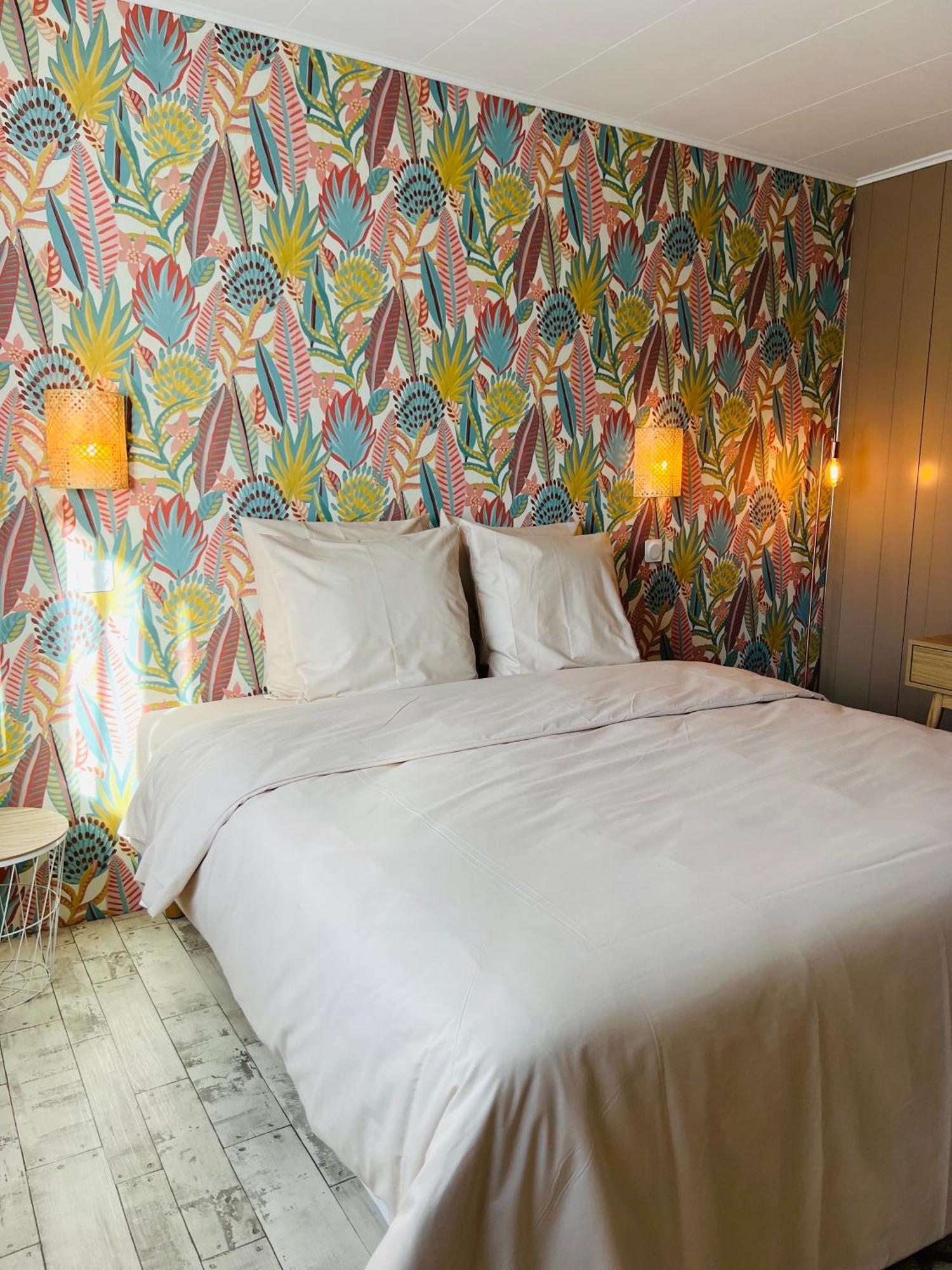 Motel Les Broussailles Mesves-sur-Loire Buitenkant foto