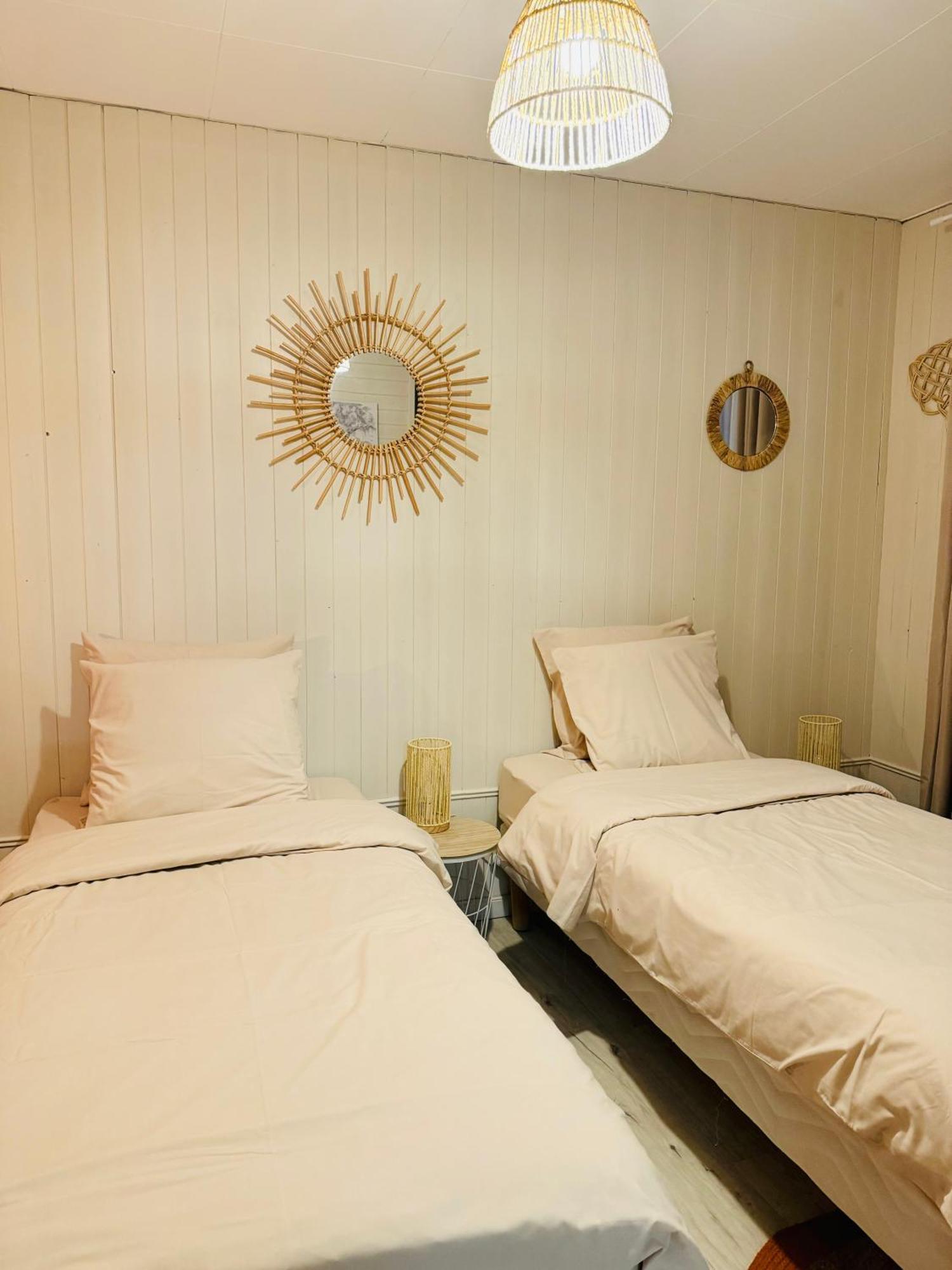 Motel Les Broussailles Mesves-sur-Loire Buitenkant foto